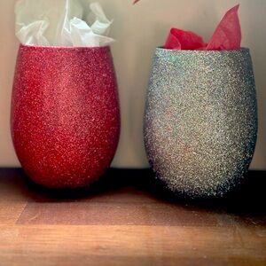 Make up brush holders! Or what ever holder you would like it to be 💗